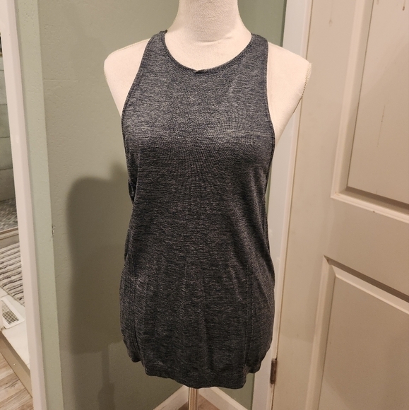 Athleta Tops - NWOT Athleta Muscle Tank